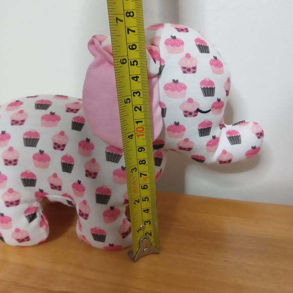 Baby Ganz Cupcake Elephant - Picture 4 of 6